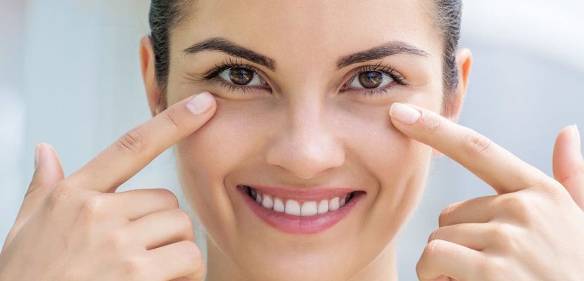 Как ухаживать за кожей вокруг глаз в домашних условиях | Женский журнал